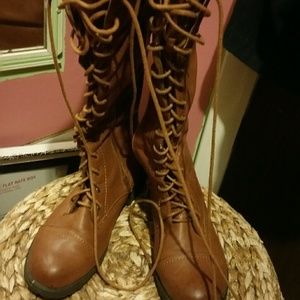 BROWN LACE UP TO KNEE LEATHER BOOTS SIZE 8